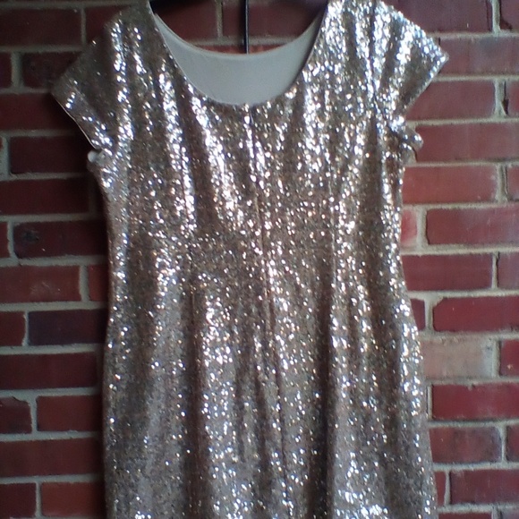 WHITE & BLACK DRESS - Picture 2 of 4